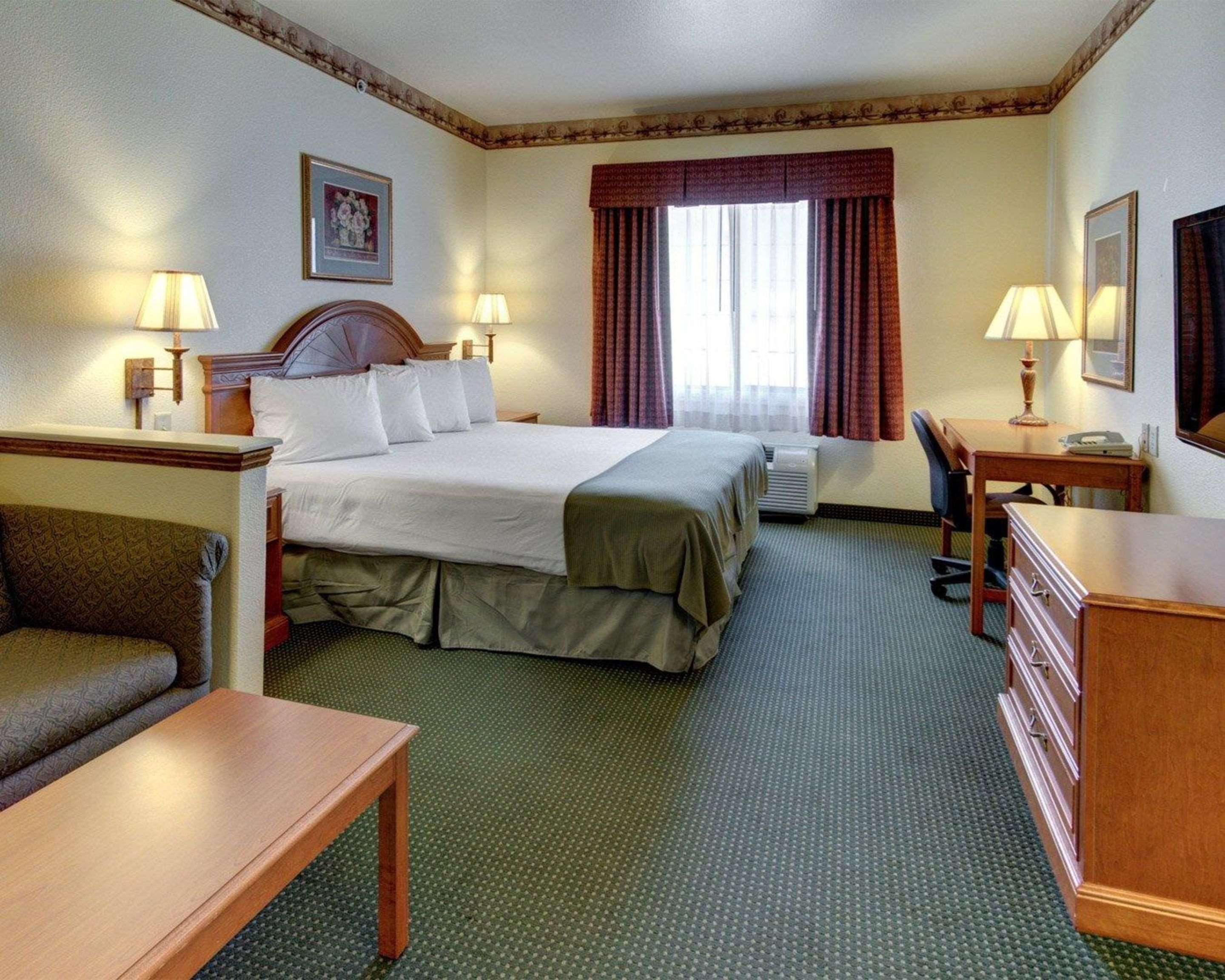 Quality Inn & Suites - Glen Rose Exteriör bild