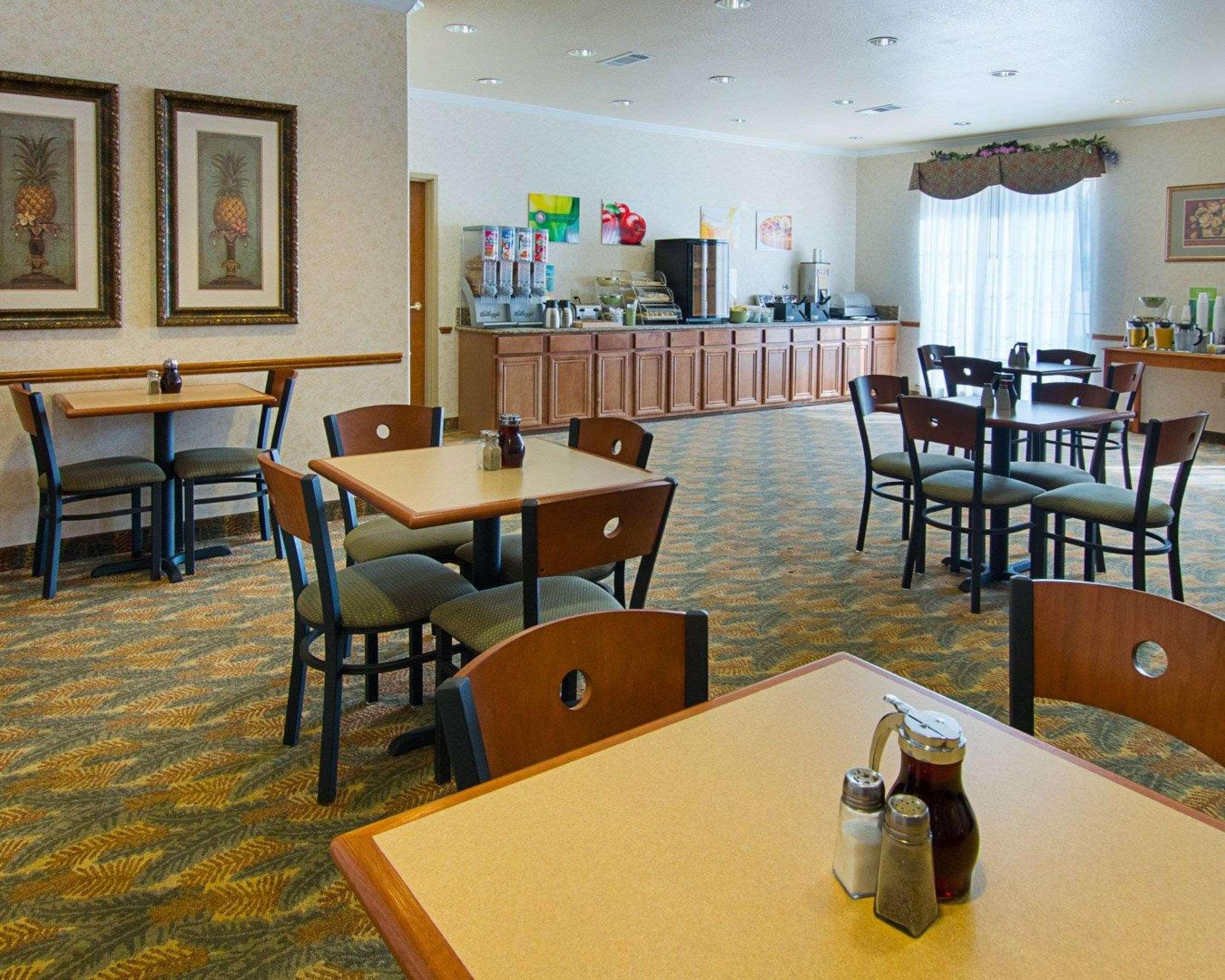 Quality Inn & Suites - Glen Rose Exteriör bild