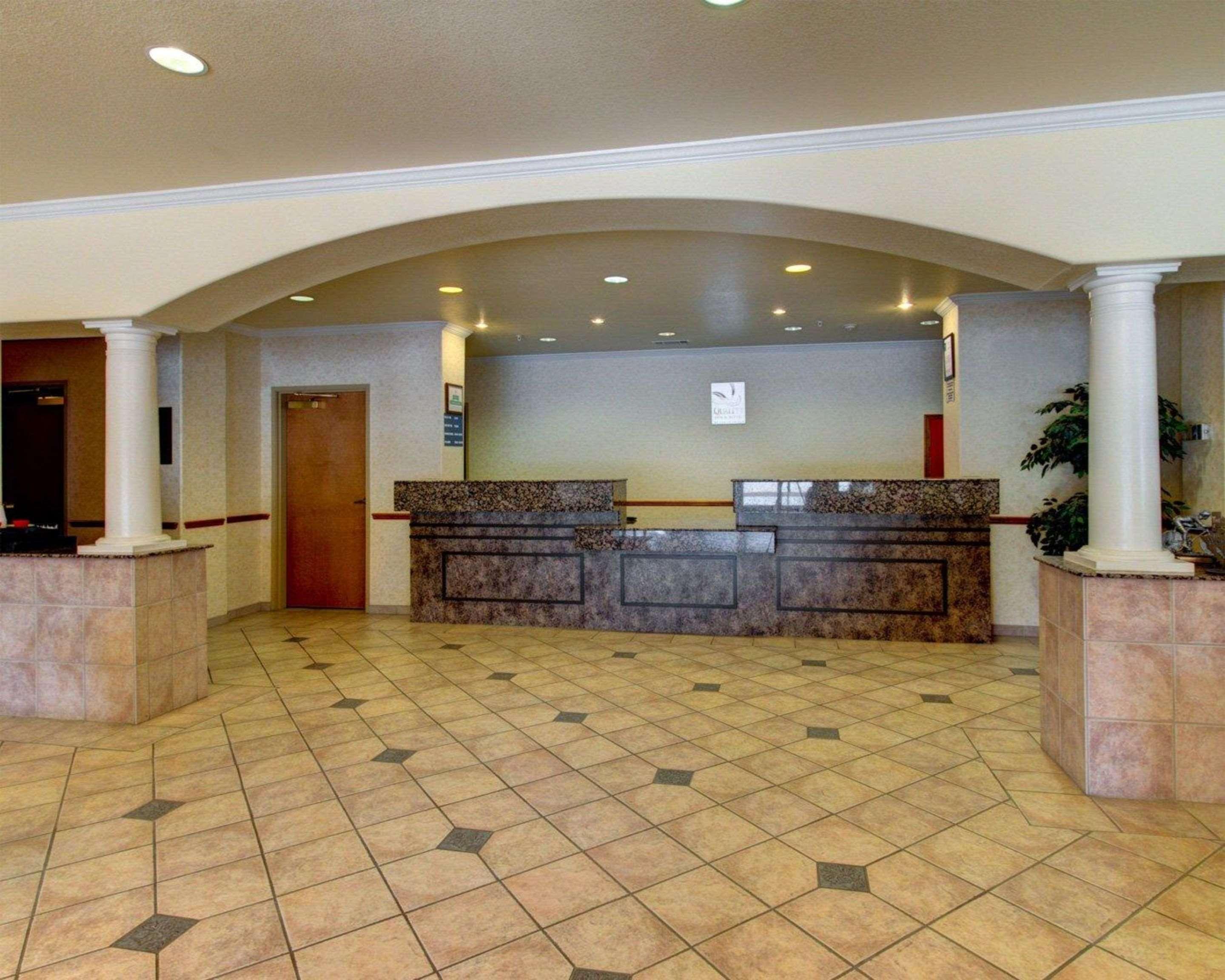 Quality Inn & Suites - Glen Rose Exteriör bild
